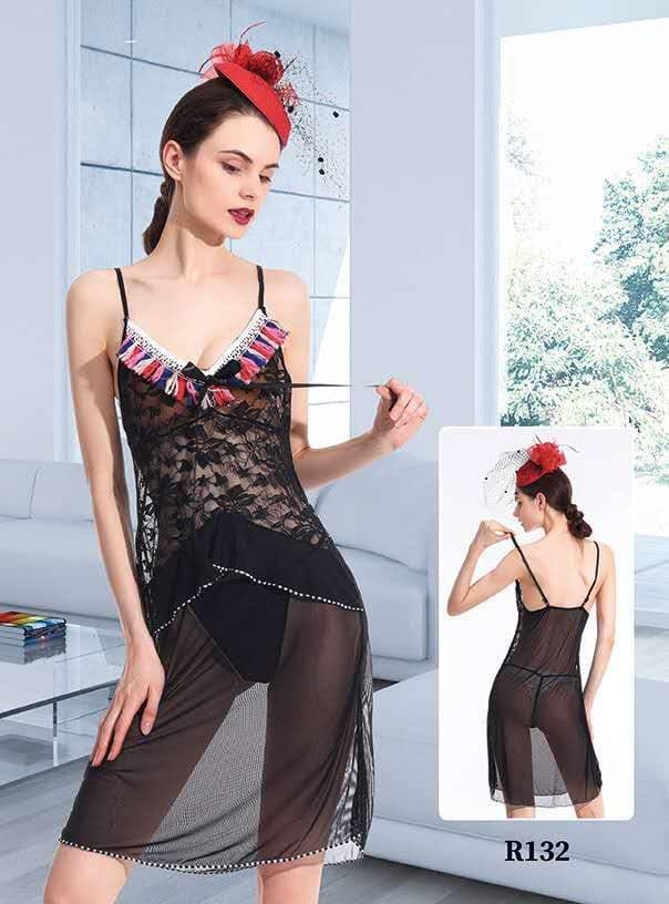 Short Romantic Nighty for Women β Elegant & Comfortable Sleepwear