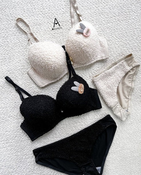 Premium Imported Plush Design Bra & Panty Set – Sexy & Comfortable