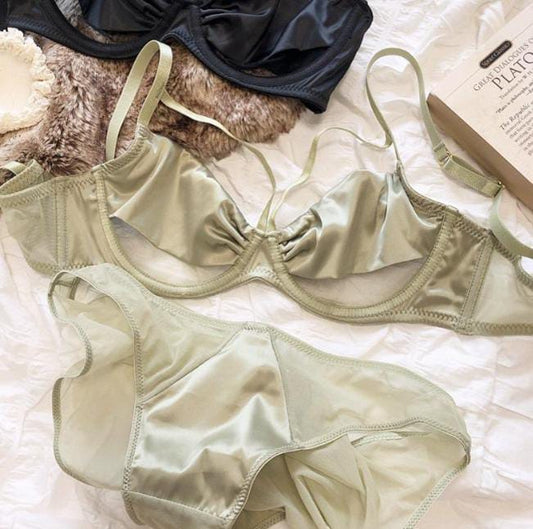 Premium Imported Knot Design Bra & Panty Set – Sexy & Comfortable