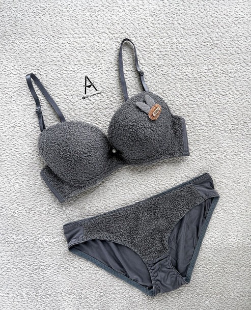 Premium Imported Plush Design Bra & Panty Set – Sexy & Comfortable