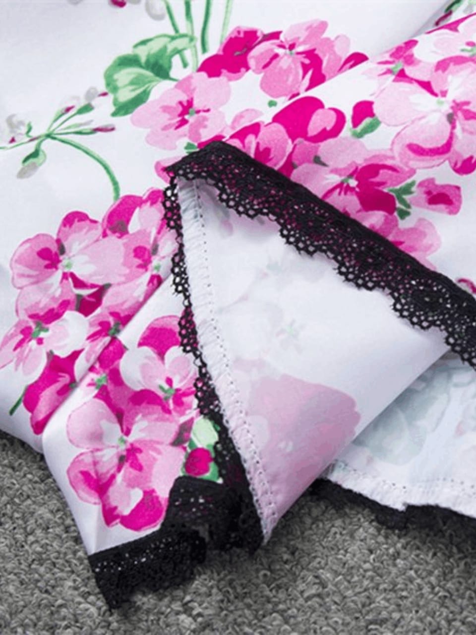 Floral Lace Cami Set – Elegant & Comfortable Sleepwear