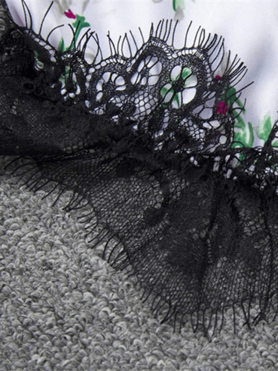 Floral Lace Cami Set – Elegant & Comfortable Sleepwear