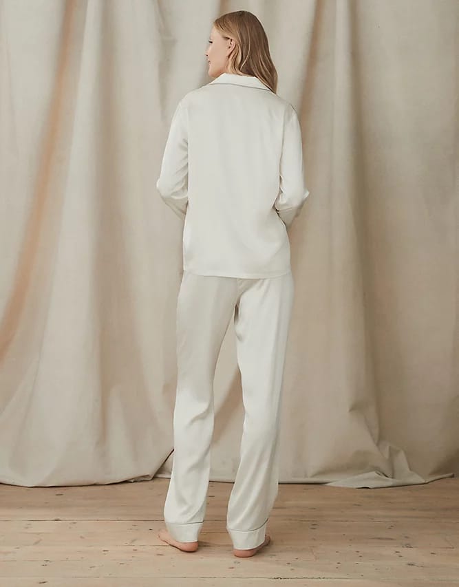 Women’s Nightwear – Elegant, Comfortable & Stylish Sleepwear